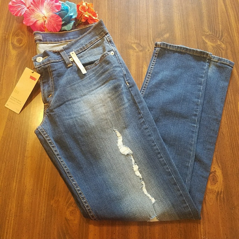 Closet Closing! Levis Skinny Distressed Denim